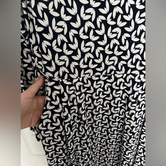 Boden Francesca Navy & White jersey dress 6L - Picture 2 of 4